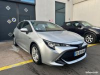 Toyota Corolla 122h Dynamic Business MY20 + lombaire Historique d'entretien Garantie 12 mois 1ère main Caméra de recul Sièges chauffants - <small></small> 15.990 € <small>TTC</small> - #1