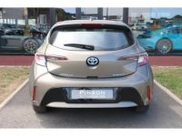 Toyota Corolla 1.8 Hybrid 122 - BV e-CVT 2019 BERLINE Dynamic PHASE 2 - <small></small> 22.790 € <small></small> - #5