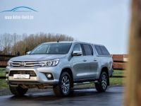 Toyota Hilux 2.4 D-4D 4WD Lounge - LICHTE VRACHT - TREKHAAK - 220V - CAMERA - CRUISECONTROL - KEYLESS GO - EURO 6 - <small></small> 28.999 € <small>TTC</small> - #1