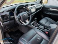 Toyota Hilux 2.4 D-4D 4WD Lounge - LICHTE VRACHT - TREKHAAK - 220V - CAMERA - CRUISECONTROL - KEYLESS GO - EURO 6 - <small></small> 28.999 € <small>TTC</small> - #3