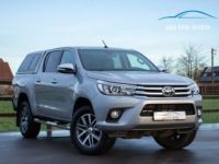 Toyota Hilux 2.4 D-4D 4WD Lounge - LICHTE VRACHT - TREKHAAK - 220V - CAMERA - CRUISECONTROL - KEYLESS GO - EURO 6 - <small></small> 28.999 € <small>TTC</small> - #4