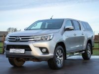 Toyota Hilux 2.4 D-4D 4WD Lounge - LICHTE VRACHT - TREKHAAK - 220V - CAMERA - CRUISECONTROL - KEYLESS GO - EURO 6 - <small></small> 28.999 € <small>TTC</small> - #6