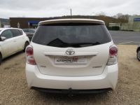 Toyota Verso 112 D-4D FAP FEEL 5PL - <small></small> 9.990 € <small>TTC</small> - #4