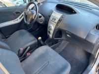 Toyota Yaris 1.0 VVTI 68 5P - <small></small> 4.990 € <small>TTC</small> - #4