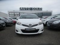 Toyota Yaris 100 VVT-i Dynamic Clim regulateur 5 portes - <small></small> 5.990 € <small>TTC</small> - #2