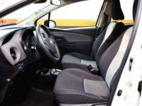 Toyota Yaris 100H FRANCE 5P MY19 - <small></small> 15.990 € <small>TTC</small> - #8