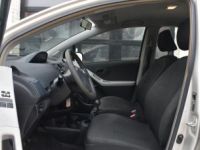 Toyota Yaris 1.0i - <small></small> 4.950 € <small>TTC</small> - #17