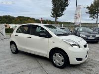 Toyota Yaris 1.0VVT-i 69Ch - <small></small> 4.990 € <small>TTC</small> - #2