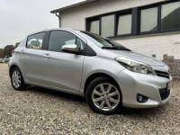 Toyota Yaris 1.33i VVT-i Active 5P- BLUETOOTH-NAVI-CLIM-1ER PRO - <small></small> 7.490 € <small>TTC</small> - #4