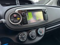 Toyota Yaris 1.33i VVT-i Active 5P- BLUETOOTH-NAVI-CLIM-1ER PRO - <small></small> 7.490 € <small>TTC</small> - #9