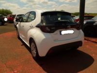 Toyota Yaris 1.5 116H FRANCE BUSINESS STAGE ACADEMIE HYBRIDE 5 PORTES BOITE AUTO - <small></small> 18.750 € <small>TTC</small> - #4