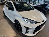 Toyota Yaris GR Pack TRACK 261CH Garantie 6 ans Malus inclus Volant Chauffant Sièges Caméra Blanc Nacrée Régulateur LED 18P 499-mois - <small></small> 37.990 € <small>TTC</small> - #3