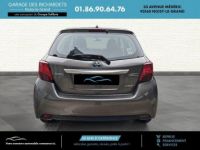 Toyota Yaris HYBRIDE 100h Dynamic 5p Phase II - <small></small> 13.290 € <small>TTC</small> - #5