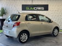 Toyota Yaris II 100 VVT-i Start&Stop Lounge 3p - <small></small> 8.990 € <small>TTC</small> - #2