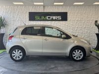 Toyota Yaris II 100 VVT-i Start&Stop Lounge 3p - <small></small> 8.990 € <small>TTC</small> - #5