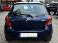 Toyota Yaris II 1.3 VVT-i 87 Cv PREMIERE MAIN / 5 PORTES CLIMATISATION BLUETOOTH - GARANTIE 1 AN - <small></small> 6.770 € <small>TTC</small> - #4