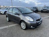 Toyota Yaris II 1.4 90ch D-4D 5Portes 5Places Clim - <small></small> 4.990 € <small>TTC</small> - #2