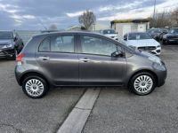 Toyota Yaris II 1.4 90ch D-4D 5Portes 5Places Clim - <small></small> 4.990 € <small>TTC</small> - #8