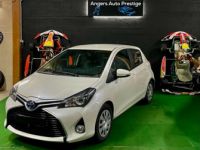 Toyota Yaris III Hybride 100ch 5p - <small></small> 9.990 € <small>TTC</small> - #1