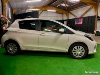 Toyota Yaris III Hybride 100ch 5p - <small></small> 9.990 € <small>TTC</small> - #2