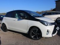 Toyota Yaris VVT-I 100 CV COLLECTION GPS 3D CAMÉRA RE USB JA 16 ATTELAGE BLUETOOTH RÉGULATEUR - <small></small> 10.500 € <small>TTC</small> - #1