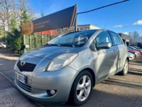 Toyota Yaris YARIS II 87 VVT-I LUNA MULTIMODE 5P - <small></small> 6.495 € <small>TTC</small> - #1