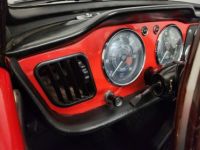 Triumph TR4 - <small></small> 34.500 € <small>TTC</small> - #37