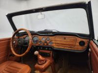 Triumph TR6 - <small></small> 11.750 € <small>TTC</small> - #35