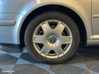 Volkswagen Bora BREAK V5 2.3l 170ch CARAT 2ème main 42 800km - <small></small> 6.490 € <small>TTC</small> - #9