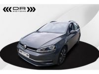 Volkswagen Golf 1.0TSI IQ DRIVE VARIANT - BUSINESS PACK NAVI PANODAK DAB MIRROR LINKTREKHAAK - <small></small> 16.995 € <small>TTC</small> - #1