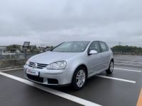 Volkswagen Golf V 1.9 TDI 105CH CONFORTLINE 4MOTION 5P - <small></small> 4.990 € <small>TTC</small> - #1