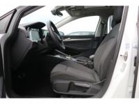 Volkswagen Golf VIII 2.0 TDI 150 DSG ACTIVE - <small></small> 29.900 € <small></small> - #15