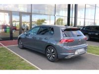 Volkswagen Golf VIII 2.0 TDI 150 DSG ACTIVE - <small></small> 29.900 € <small></small> - #4