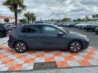 Volkswagen Golf VIII 2.0 TDI 150 DSG7 ACTIVE Toit GPS Caméra LEDS Cockpit - <small></small> 30.680 € <small>TTC</small> - #4