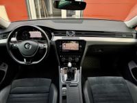 Volkswagen Passat 2.0 TDI 150 DSG Carat R-Line / Virtual Cockpit / Toit Ouv / Attelage / Pack Hiver / Garantie 1an - <small></small> 22.990 € <small>TTC</small> - #8