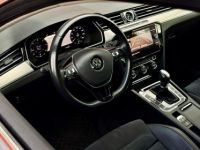 Volkswagen Passat 2.0 TDI 150 DSG Carat R-Line / Virtual Cockpit / Toit Ouv / Attelage / Pack Hiver / Garantie 1an - <small></small> 22.990 € <small>TTC</small> - #22