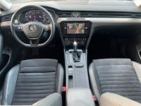 Volkswagen Passat SW TDI 190 ch Carat DSG Virtual Camera LED ACC Keyless 389-mois - <small></small> 26.975 € <small>TTC</small> - #5