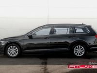 Volkswagen Passat Variant 1.6 TDi Business DSG 7 3-ZONES CARPLAY LED ! - <small></small> 19.990 € <small>TTC</small> - #2