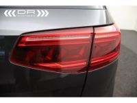 Volkswagen Passat Variant 1.6TDI SCR DSG FACELIFT BUSINESS - NAVI LEDER VIRTUAL COCKPIT MIRROR LINK - <small></small> 21.995 € <small>TTC</small> - #53