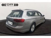 Volkswagen Passat Variant 1.6TDI SCR DSG STYLE - NAVI TREKHAAK LED - <small></small> 17.995 € <small>TTC</small> - #2