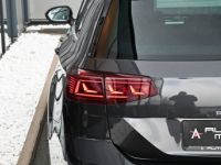 Volkswagen Passat Variant 2.0 TSI DSG 2x R-Line Pano - <small></small> 40.889 € <small>TTC</small> - #33