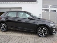 Volkswagen Polo 1.0TSi Beats CARPLAY,PARKEERSENS,ADAPTIVE CRUISE - <small></small> 12.490 € <small>TTC</small> - #2