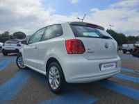 Volkswagen Polo 1.2i - 60  V 6R Style - <small></small> 8.890 € <small>TTC</small> - #4