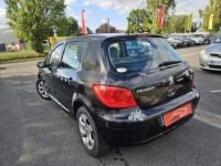 Volkswagen Polo 1.4 16S 100 Sport - <small></small> 4.990 € <small>TTC</small> - #4