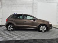 Volkswagen Polo 5 V 1.4i 85 CH Life - <small></small> 10.490 € <small>TTC</small> - #8