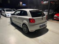 Volkswagen Polo WRC 2.0 TSI 220 cv ENTIÈREMENT D'ORIGINE / ÉTAT NEUF - <small></small> 19.490 € <small>TTC</small> - #32