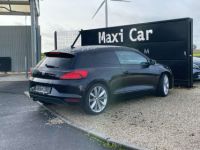 Volkswagen Scirocco 2.0 CR TDi- Intérieur sport Capteurs av. arr. - <small></small> 10.990 € <small>TTC</small> - #4