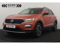 Volkswagen T-Roc 1.0 TSI UNITED - NAVI DAB APPLE CARPLAY/ANDROID AUTO 29.711km!! - <small></small> 19.995 € <small>TTC</small> - #1