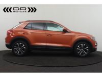 Volkswagen T-Roc 1.0 TSI UNITED - NAVI DAB APPLE CARPLAY/ANDROID AUTO 29.711km!! - <small></small> 19.995 € <small>TTC</small> - #8