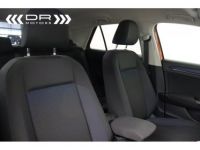 Volkswagen T-Roc 1.0 TSI UNITED - NAVI DAB APPLE CARPLAY/ANDROID AUTO 29.711km!! - <small></small> 19.995 € <small>TTC</small> - #13